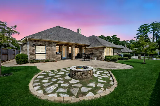 $710,000 | 137 Silverwood Ranch Drive, Shenandoah, TX 77384