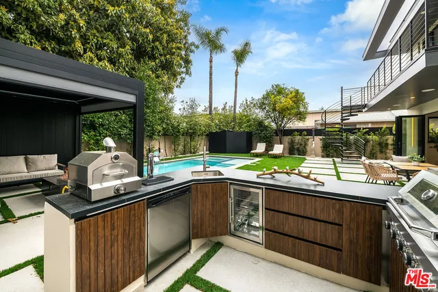 $3,375,000 | 4906 Van Noord Avenue, Sherman Oaks, CA 91423