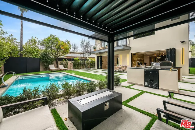$3,375,000 | 4906 Van Noord Avenue, Sherman Oaks, CA 91423