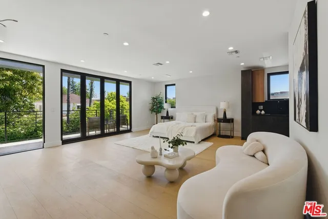 $3,375,000 | 4906 Van Noord Avenue, Sherman Oaks, CA 91423