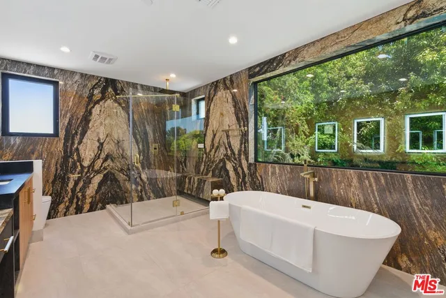 $3,375,000 | 4906 Van Noord Avenue, Sherman Oaks, CA 91423