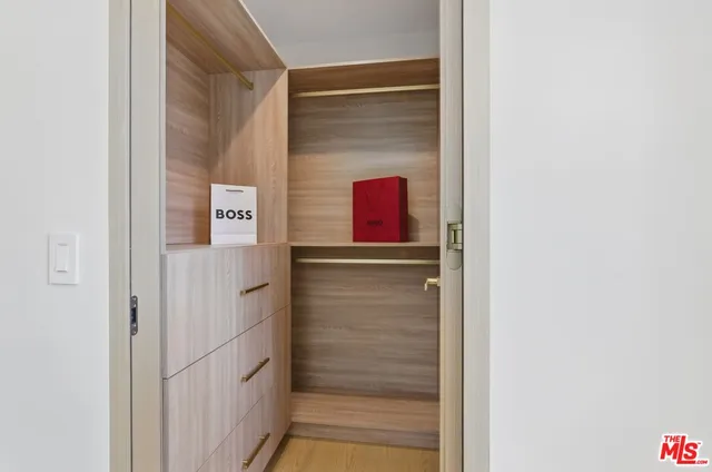 $3,375,000 | 4906 Van Noord Avenue, Sherman Oaks, CA 91423