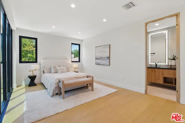 $3,375,000 | 4906 Van Noord Avenue, Sherman Oaks, CA 91423