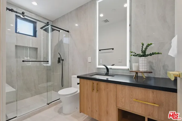 $3,375,000 | 4906 Van Noord Avenue, Sherman Oaks, CA 91423