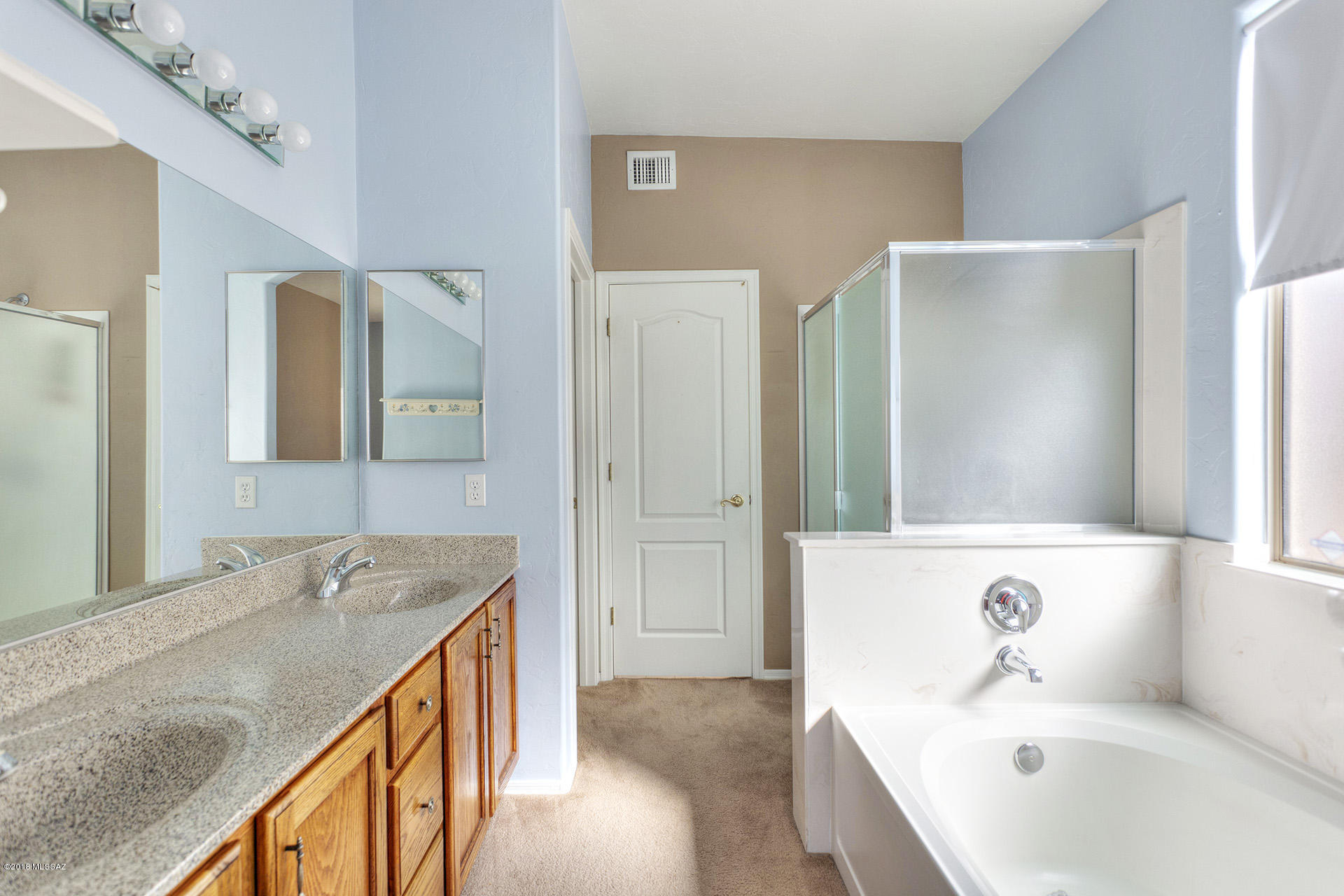 573 Pyramid Point Court Oro Valley, AZ 85737 - Photo 17 of 21