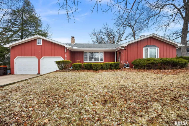 $280,000 | 2926 West Parkwood Drive, Peoria, IL 61614