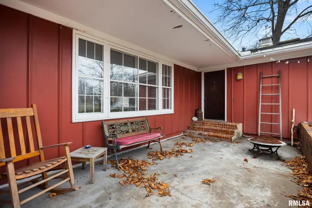 $280,000 | 2926 West Parkwood Drive, Peoria, IL 61614