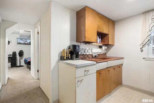 $280,000 | 2926 West Parkwood Drive, Peoria, IL 61614