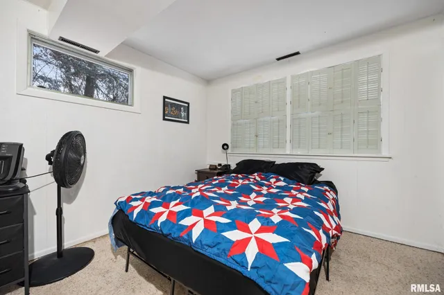 $280,000 | 2926 West Parkwood Drive, Peoria, IL 61614