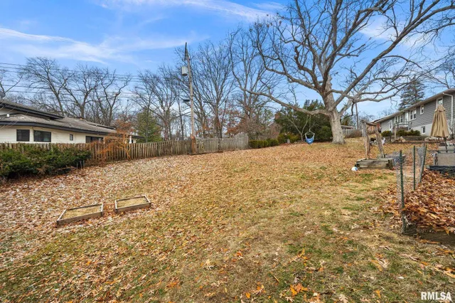 $280,000 | 2926 West Parkwood Drive, Peoria, IL 61614