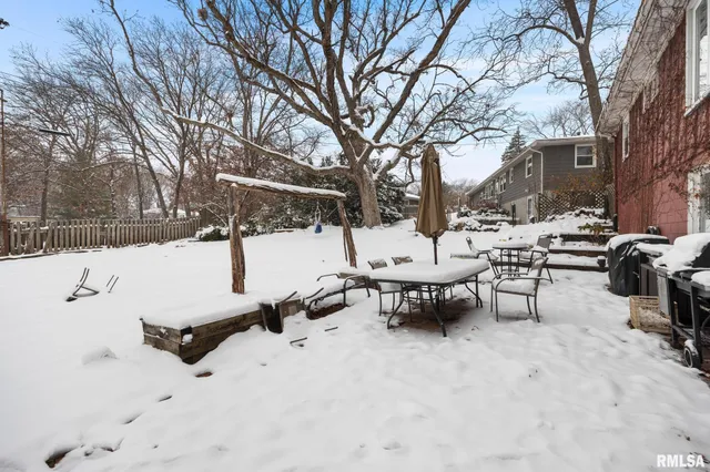 $280,000 | 2926 West Parkwood Drive, Peoria, IL 61614