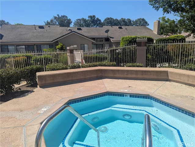 a view of a house with a tub