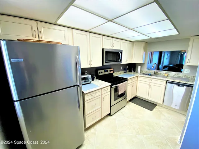 $4,500 | 3060 North Atlantic Avenue, Unit 606, Cocoa Beach, FL 32931