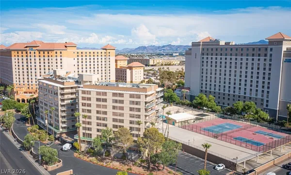$2,065 | 205 East Harmon Avenue, Unit 912, Las Vegas, NV 89169