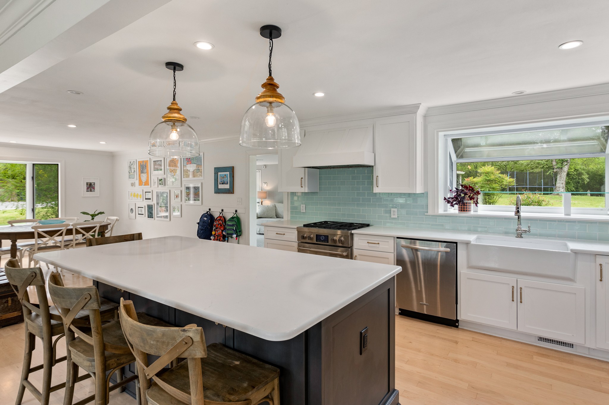 724 Newberry Road Nashville, TN 37205 - Photo 4 of 33 Gallery Image 4