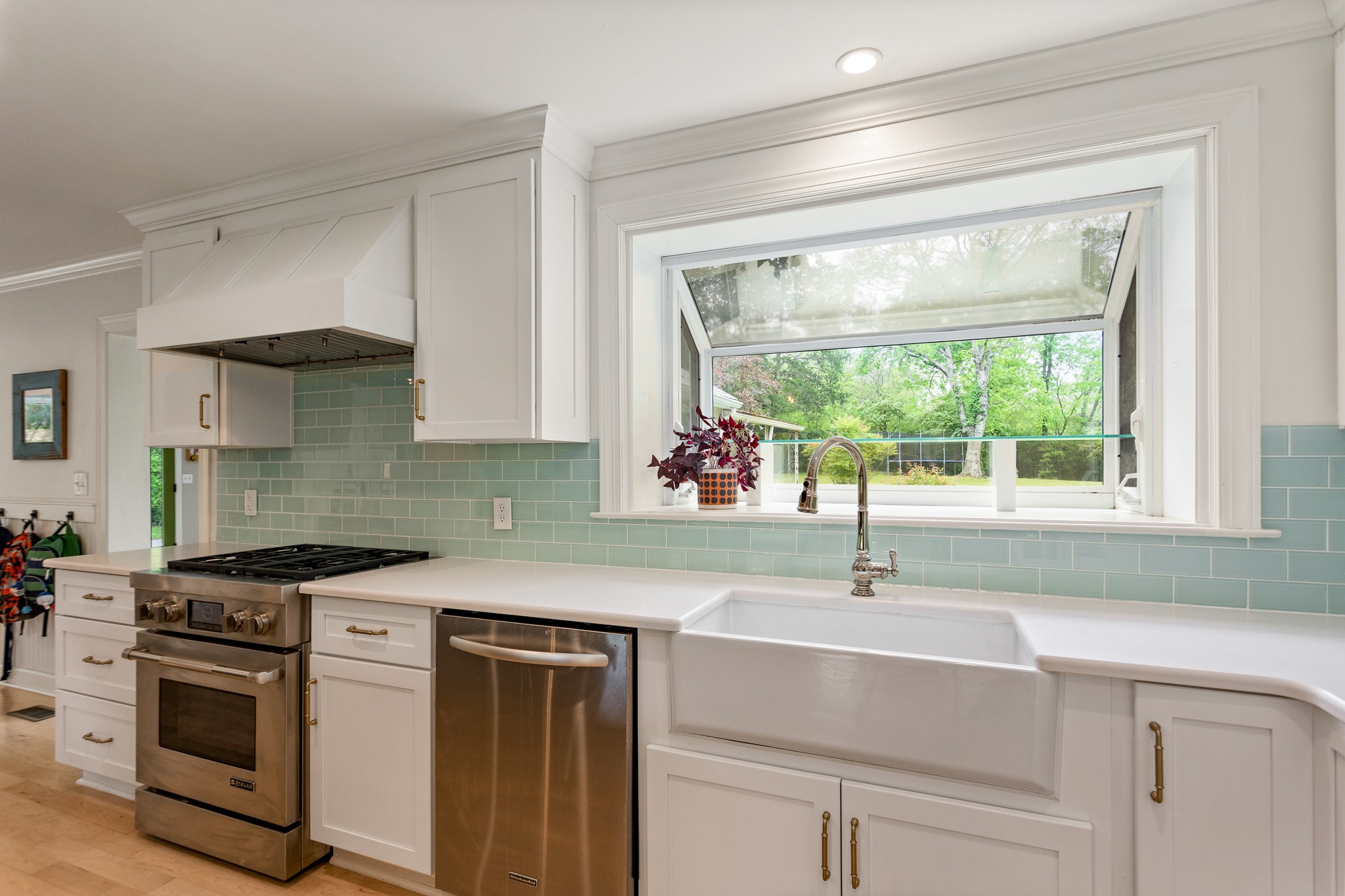 724 Newberry Road Nashville, TN 37205 - Photo 6 of 33 Gallery Image 6