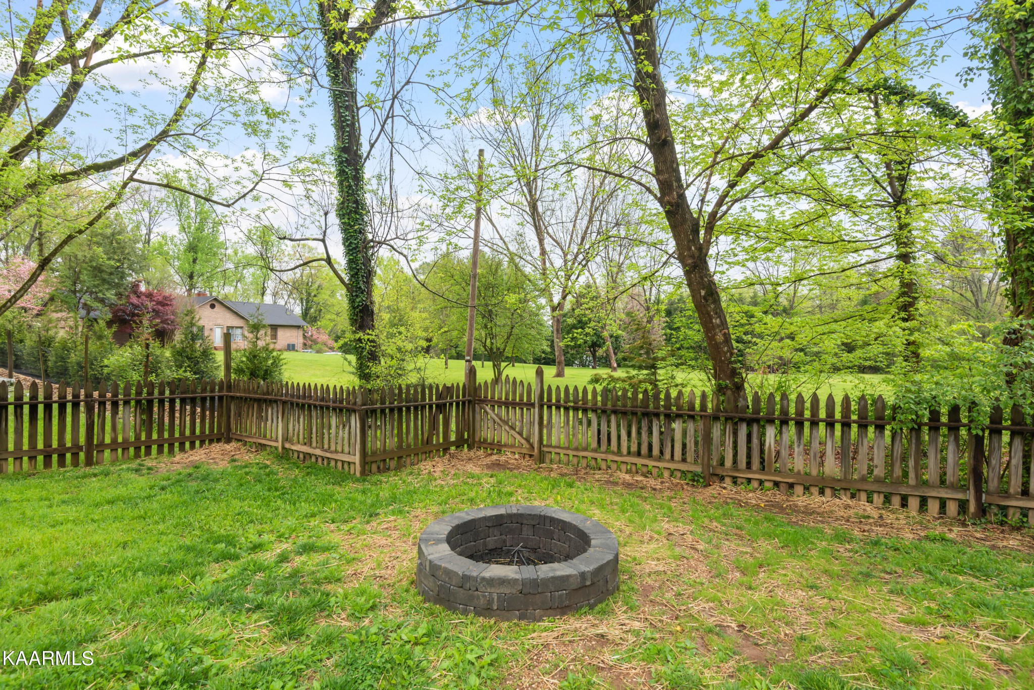 1324 Candlewick Road Knoxville, TN 37932 - Photo 35 of 40 Gallery Image 35