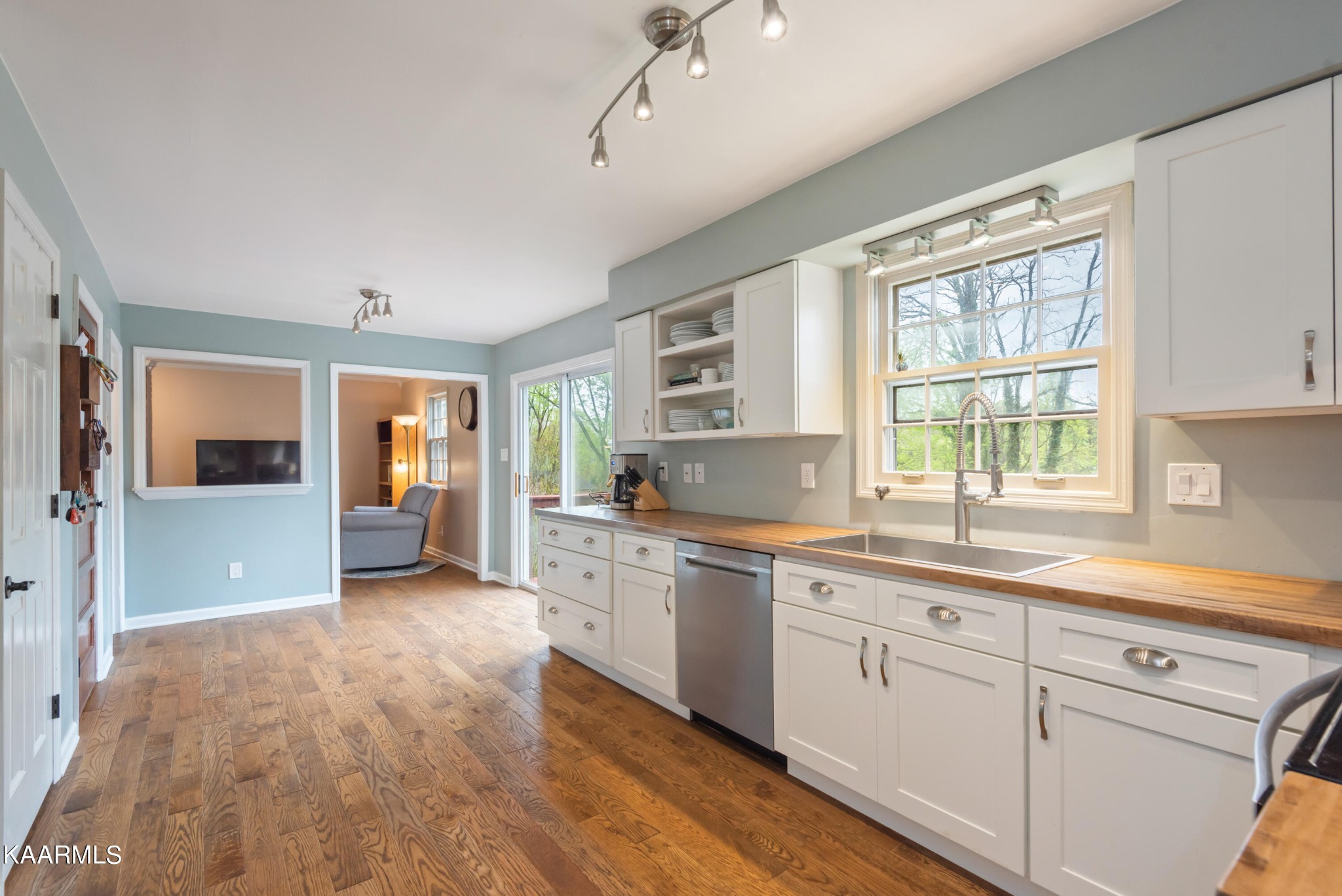 1324 Candlewick Road Knoxville, TN 37932 - Photo 8 of 40 Gallery Image 8