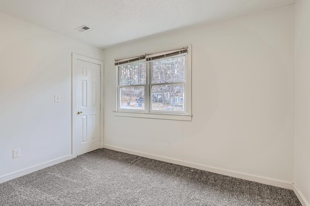 5604 Thea Lane, Unit B Raleigh, NC 27606 - Photo 20 of 27 Photo 22