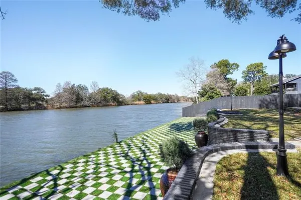 $8,500 | 8 Park Island Drive, New Orleans, LA 70122