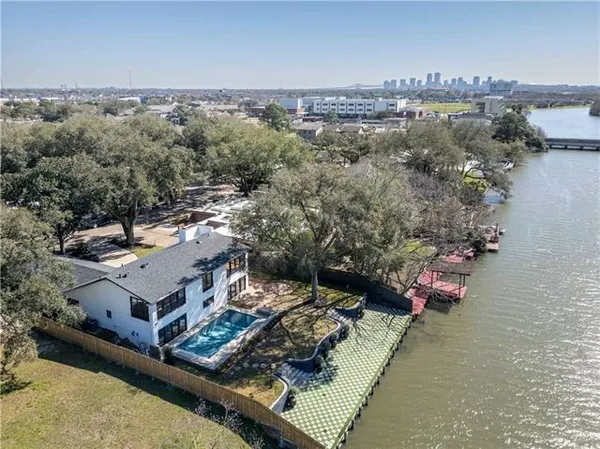 $8,500 | 8 Park Island Drive, New Orleans, LA 70122