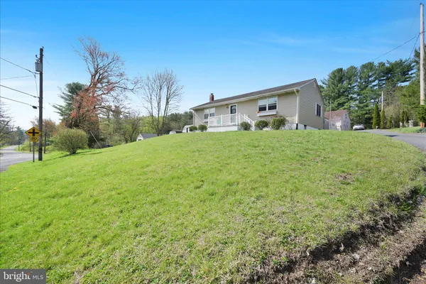 $264,500 | 95 New Street, Pottsville, PA 17901