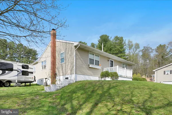 $264,500 | 95 New Street, Pottsville, PA 17901