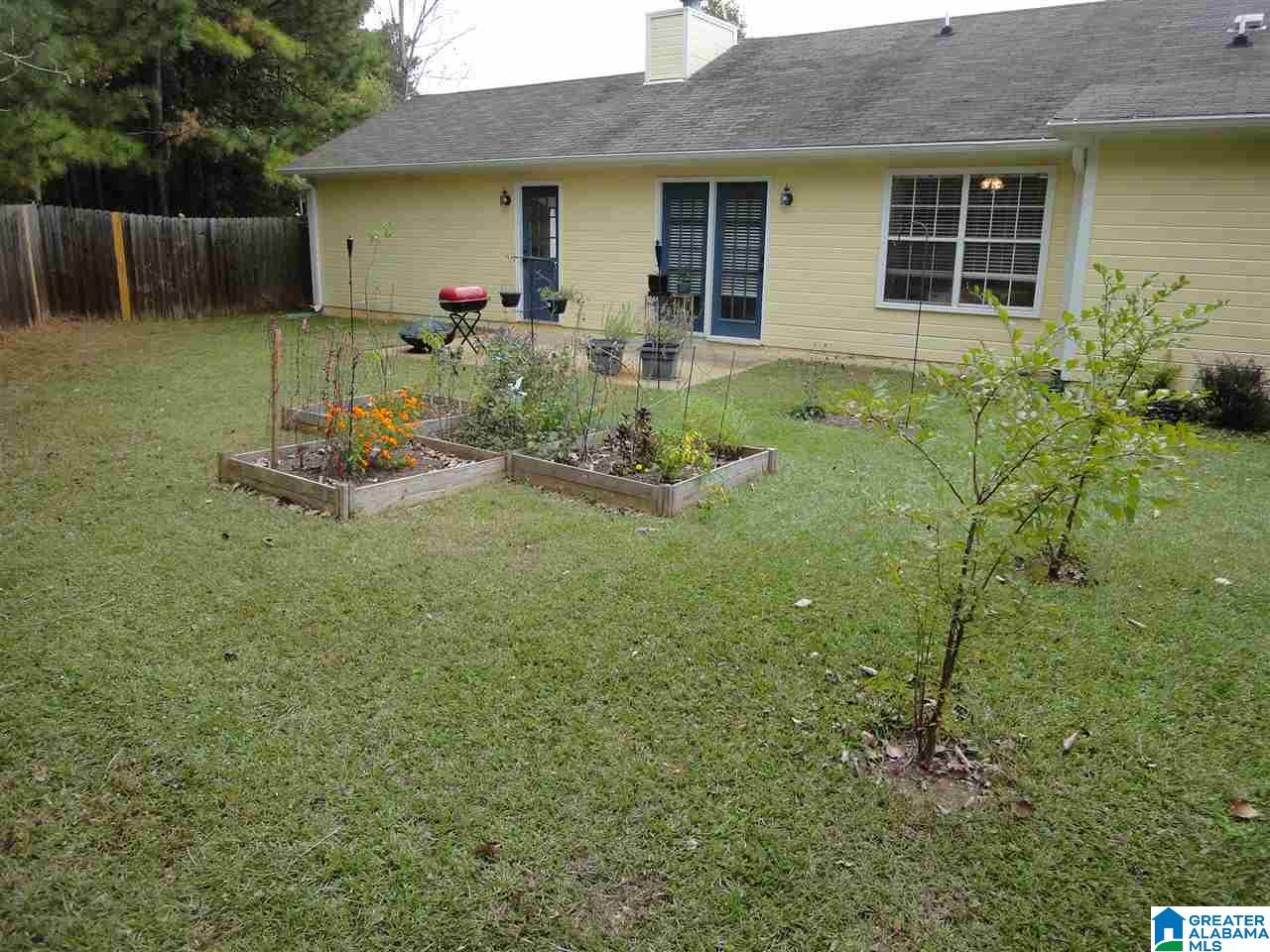 138 Cambridge Pointe Circle Alabaster, AL 35007 - Photo 11 of 40