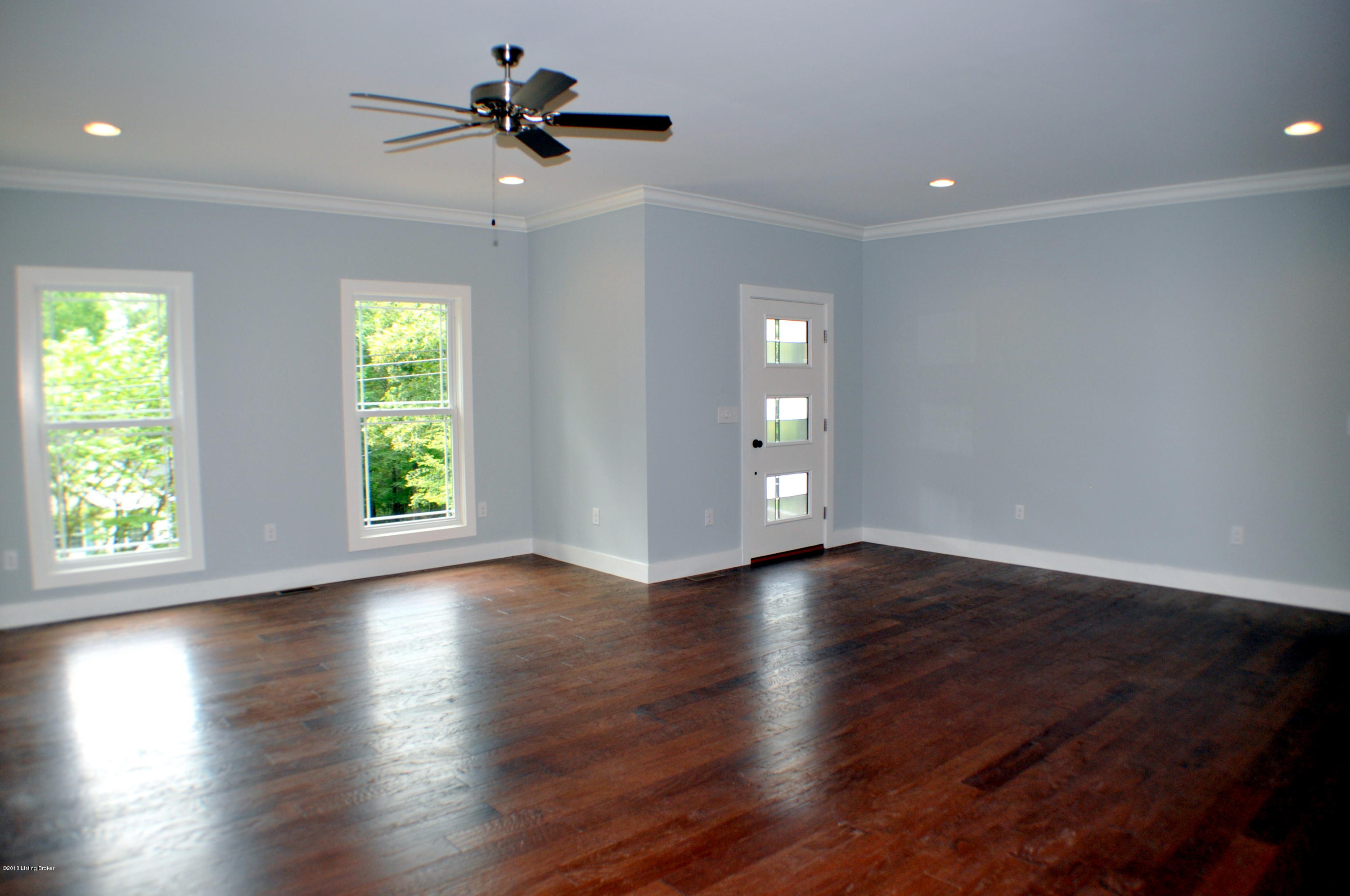 62 Cardinal Point Road Brandenburg, KY 40108 - Photo 3 of 33 DSC_0066