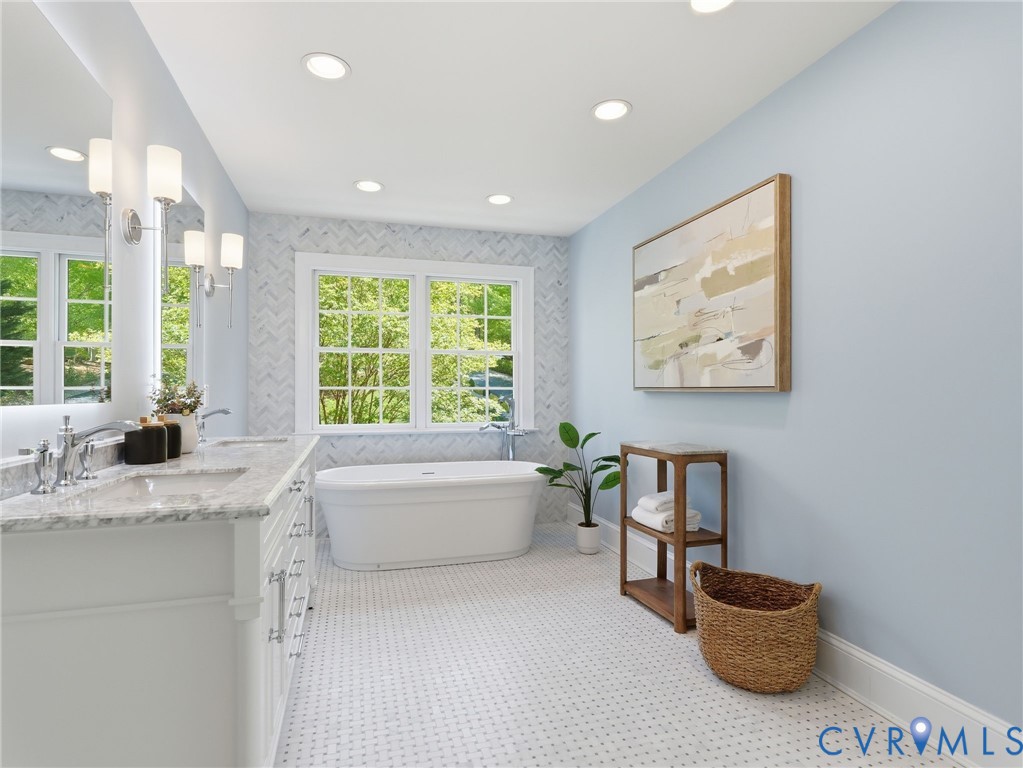 3506 Salles Ridge Court Midlothian, VA 23113 - Photo 40 of 78 Second Floor Primary Bathroom