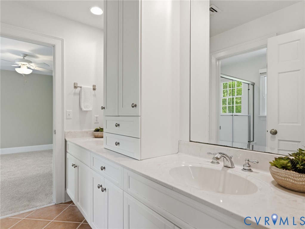 3506 Salles Ridge Court Midlothian, VA 23113 - Photo 44 of 78 Jack and Jill Bathroom