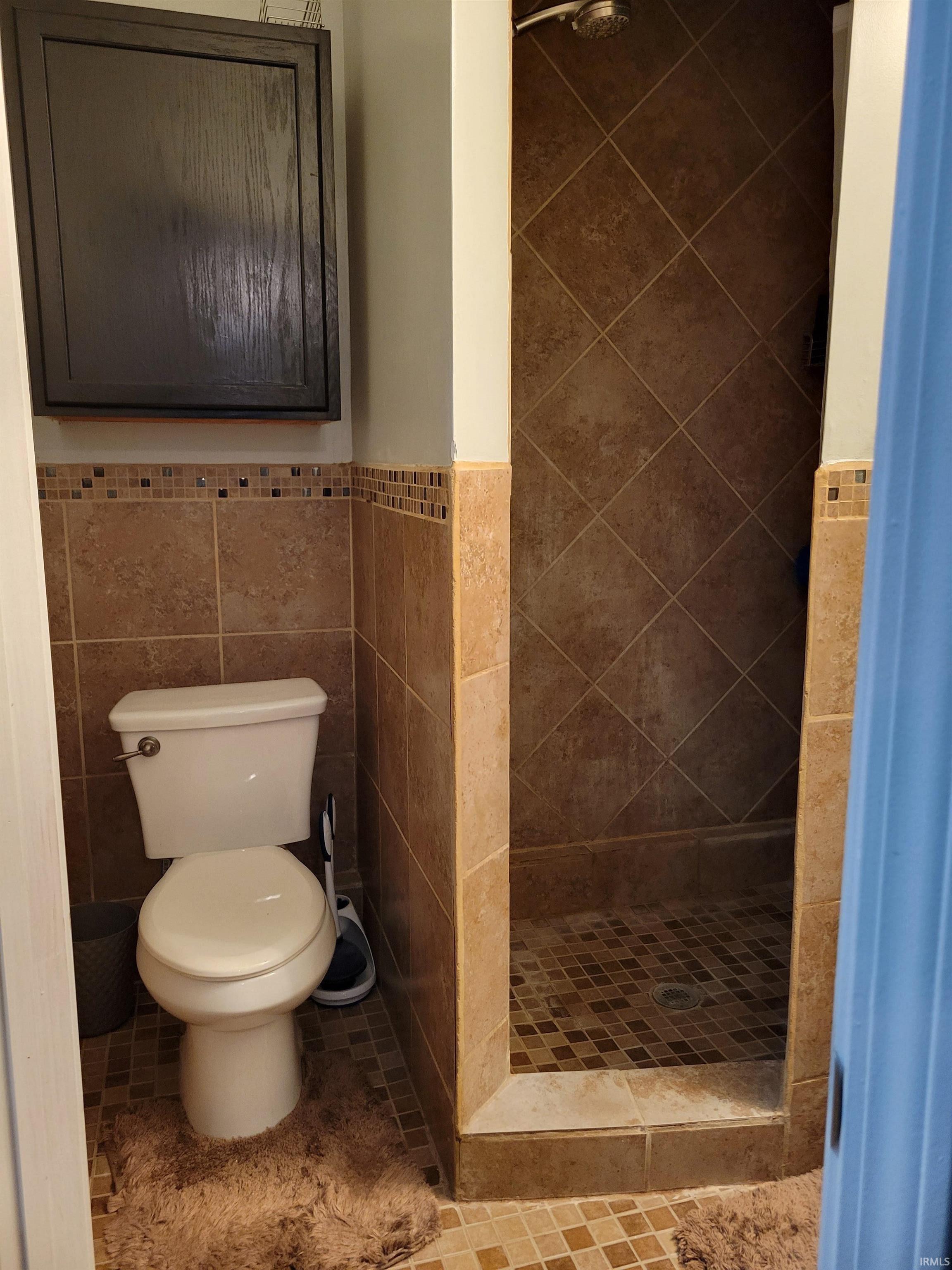2804 Locust Road South Bend, IN 46614 - Photo 10 of 22 Gallery Image 10