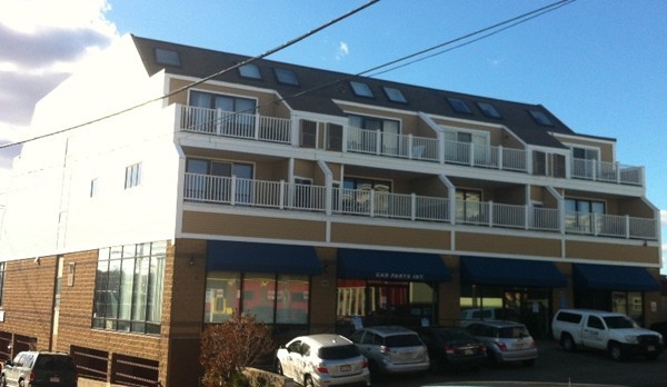 348 Rantoul Street, Unit 307 Beverly, MA 01915 - Photo 1 of 20 Gallery Image 1