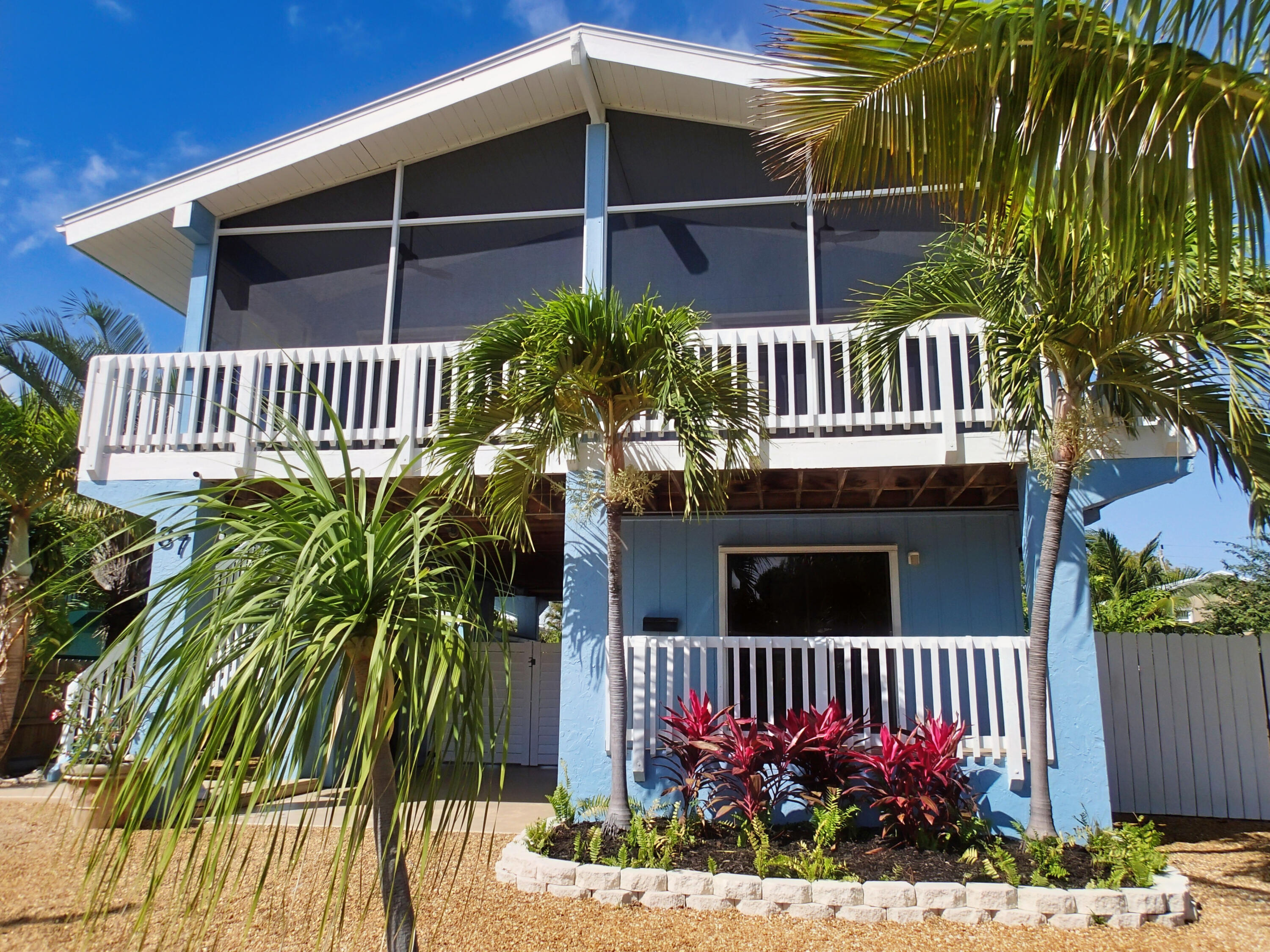 87 Marina Avenue Key Largo, FL 33037 - Photo 4 of 42 4