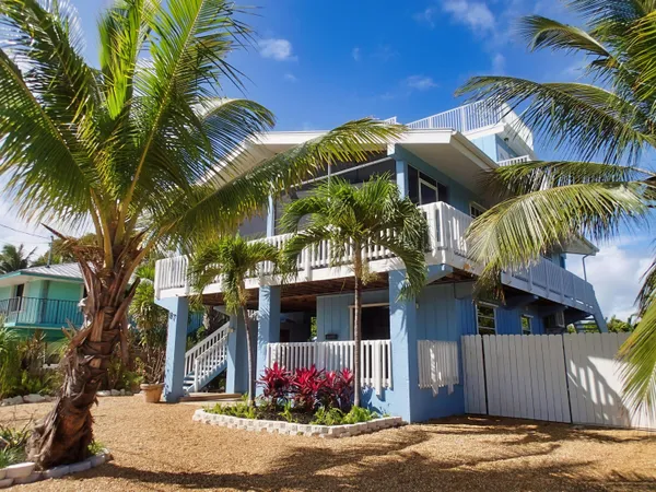 $849,000 | 87 Marina Avenue, Key Largo, FL 33037