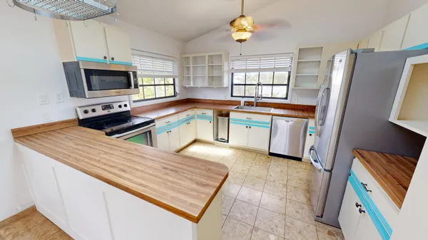 $849,000 | 87 Marina Avenue, Key Largo, FL 33037