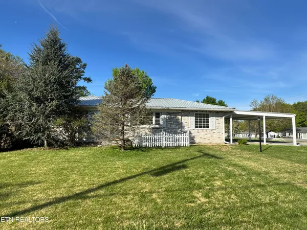 $324,900 | 8029 Sharp Road, Powell, TN 37849