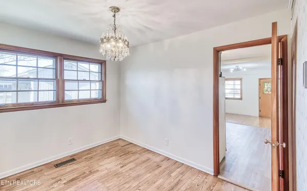 $324,900 | 8029 Sharp Road, Powell, TN 37849