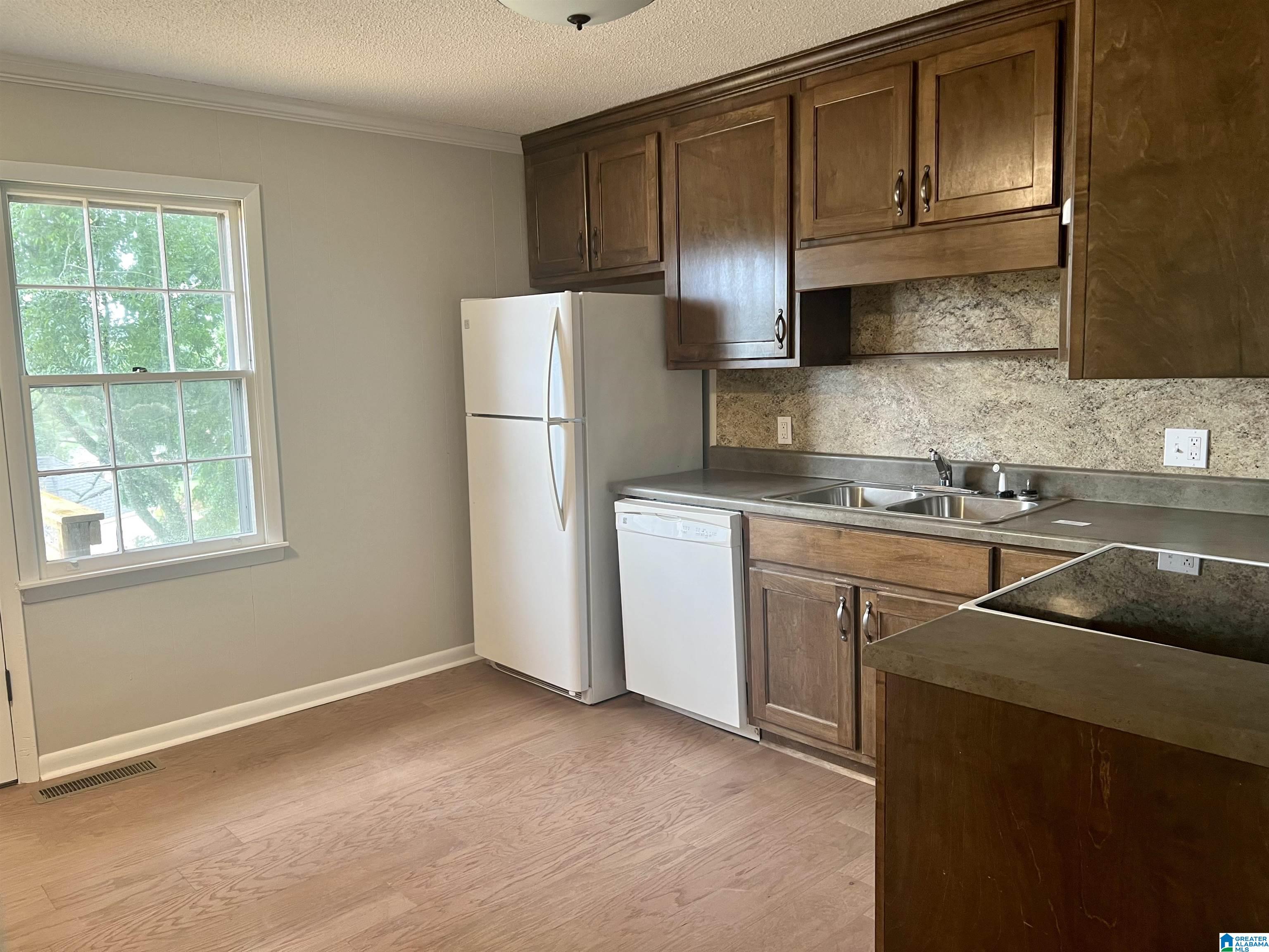 606 Self Court Oneonta, AL 35121 - Photo 6 of 14