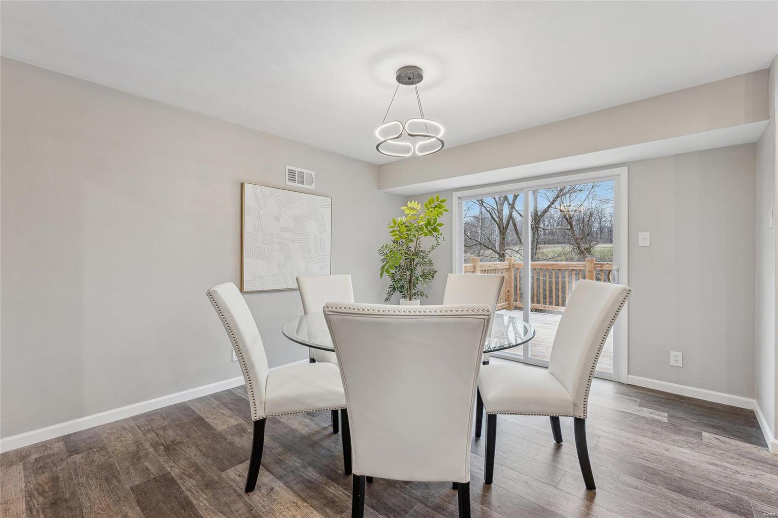 13360 Old Jamestown Road Black Jack, MO 63033 - Photo 6 of 21