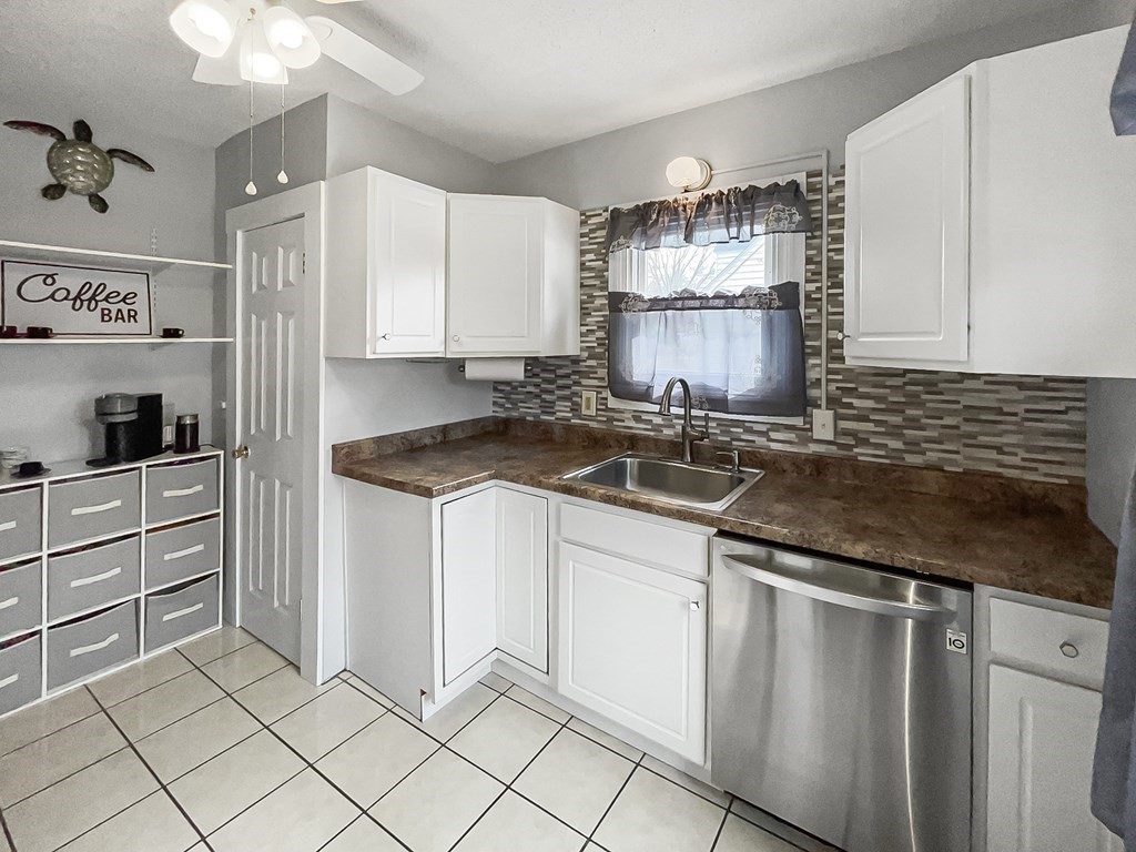 48 Audubon Street Springfield, MA 01108 - Photo 14 of 40