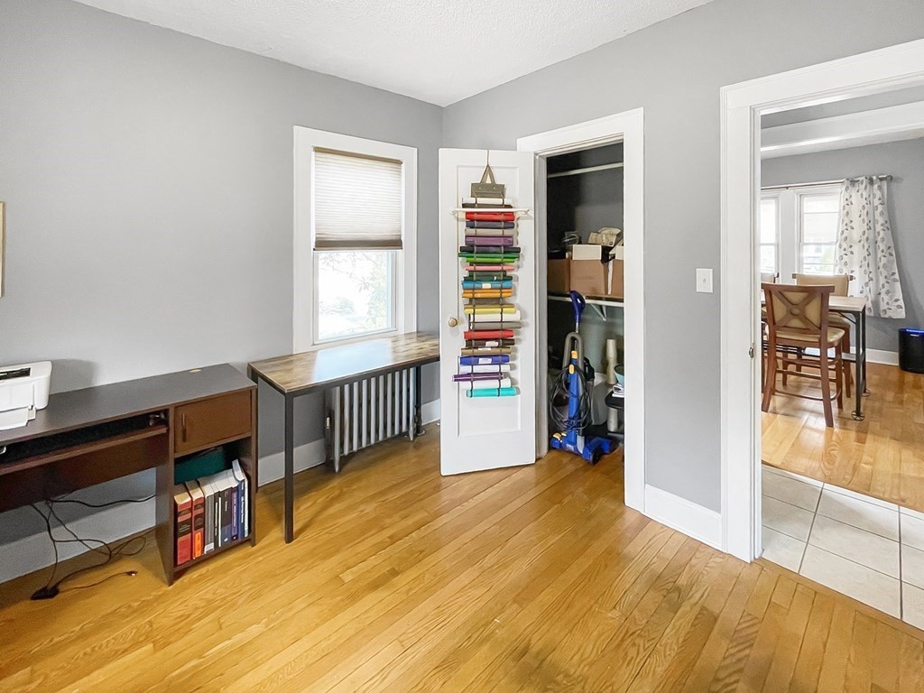 48 Audubon Street Springfield, MA 01108 - Photo 17 of 40