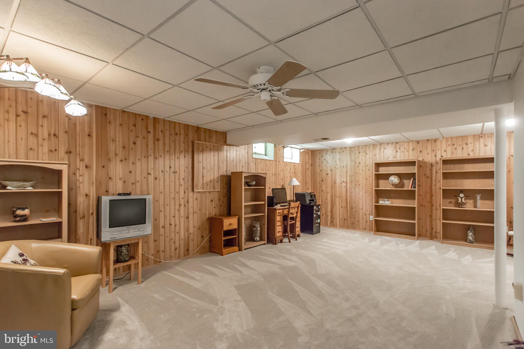 12559 Rock Ridge Road Herndon, VA 20170 - Photo 24 of 37 Gallery Image 24