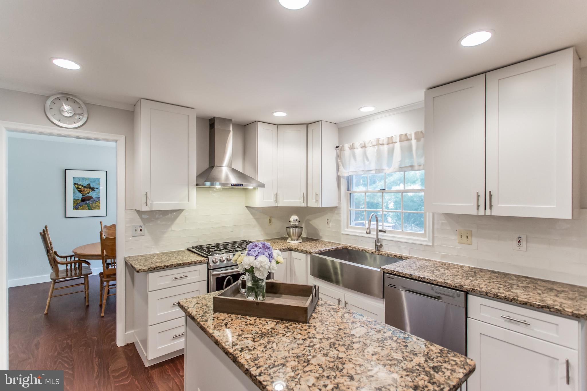 12559 Rock Ridge Road Herndon, VA 20170 - Photo 9 of 37 Gallery Image 9