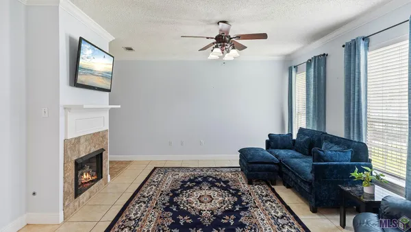 $1,700 | 4464 Highland Road, Unit 503, Baton Rouge, LA 70808