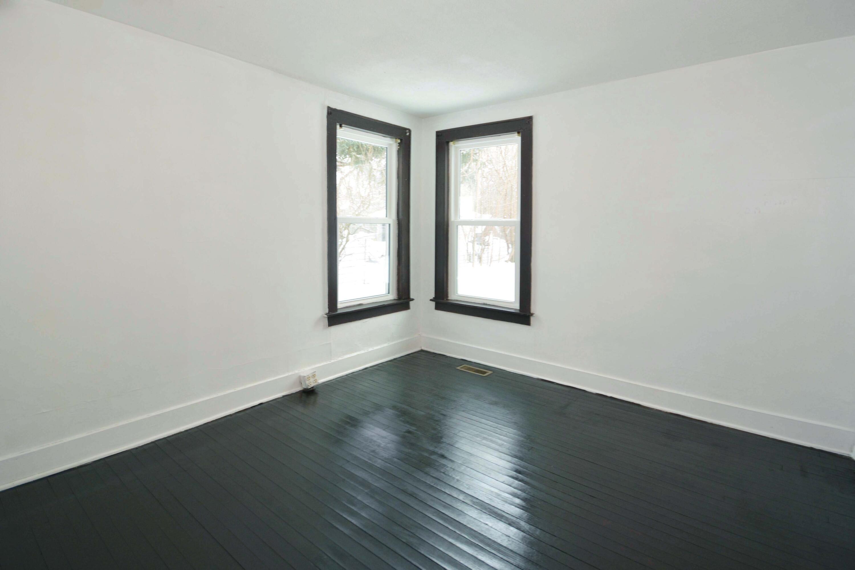 208 Prospect Street Decatur, MI 49045 - Photo 13 of 27 208Prospect_14