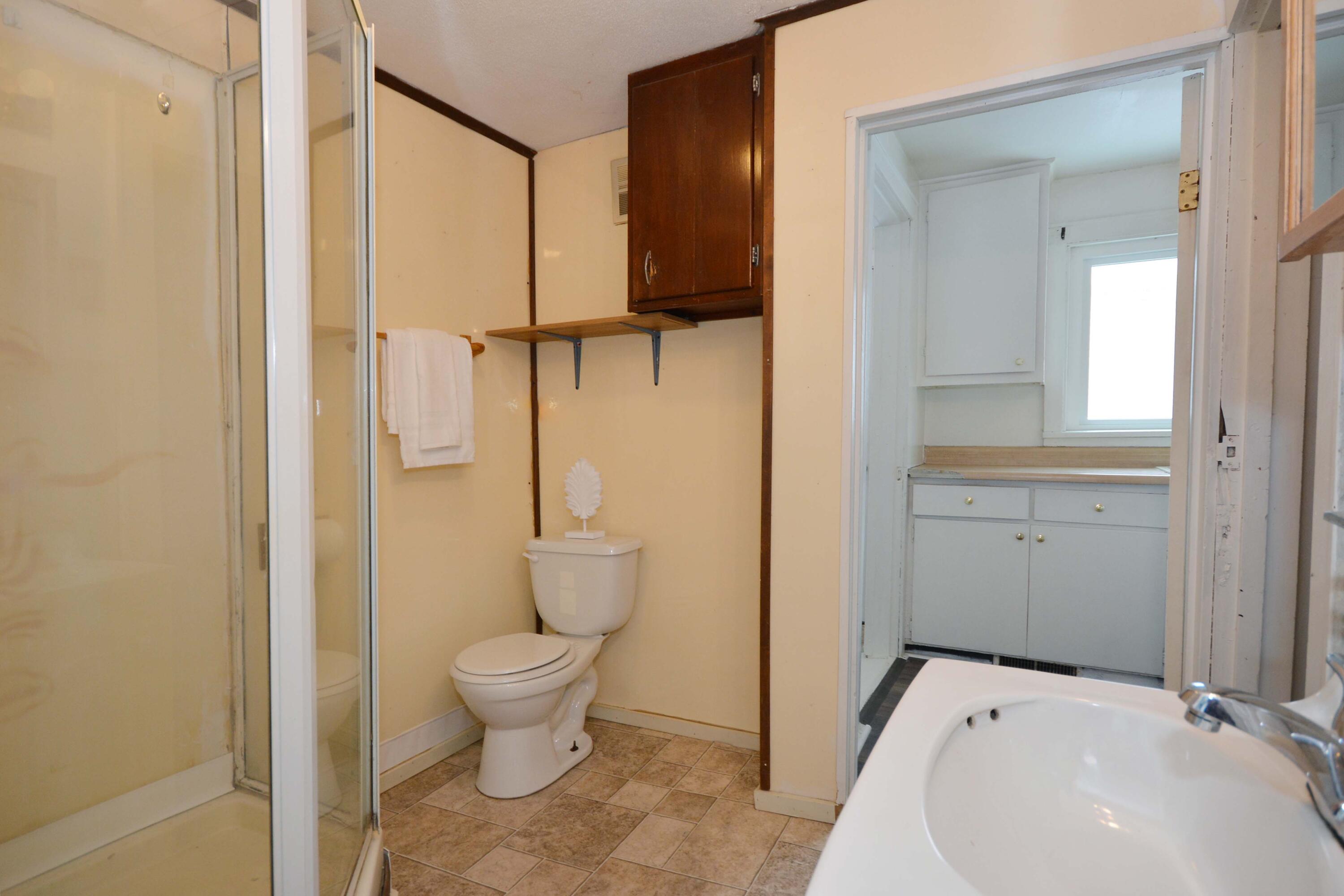 208 Prospect Street Decatur, MI 49045 - Photo 16 of 27 208Prospect_17