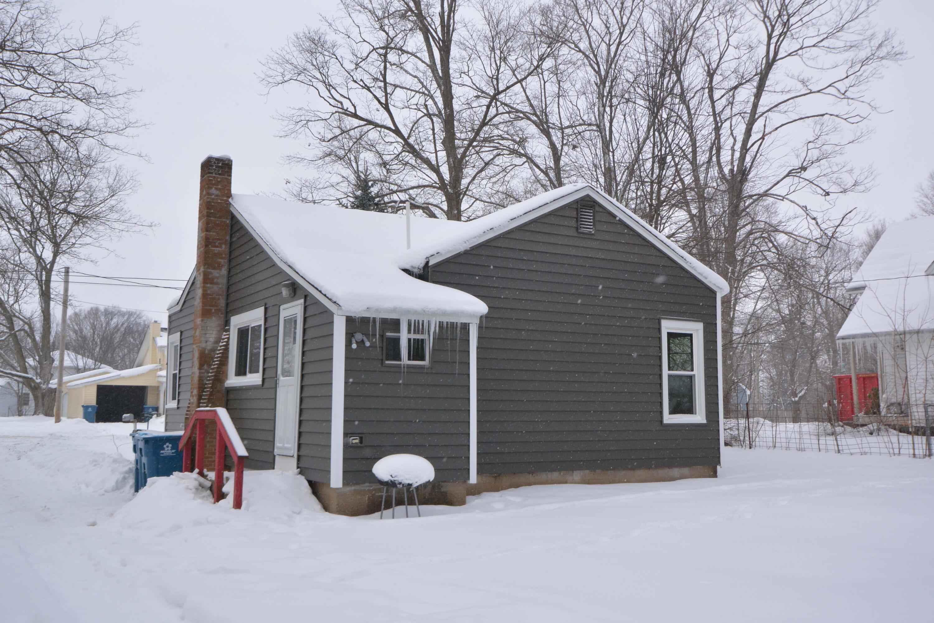 208 Prospect Street Decatur, MI 49045 - Photo 26 of 27 208Prospect_27