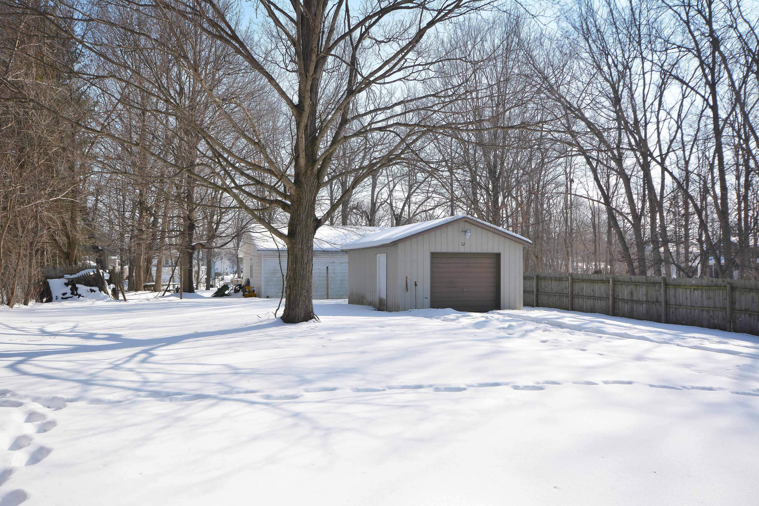 208 Prospect Street Decatur, MI 49045 - Photo 28 of 31 208Prospect_55