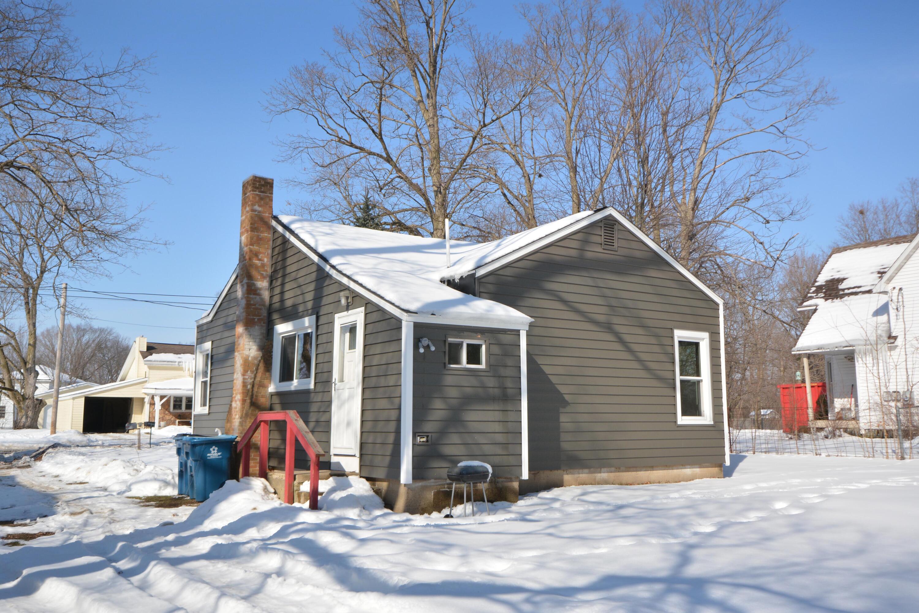 208 Prospect Street Decatur, MI 49045 - Photo 30 of 31 208Prospect_57